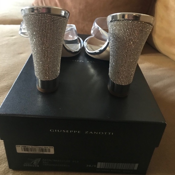 Giuseppe Zanotti Transparent slides - Picture 4 of 12